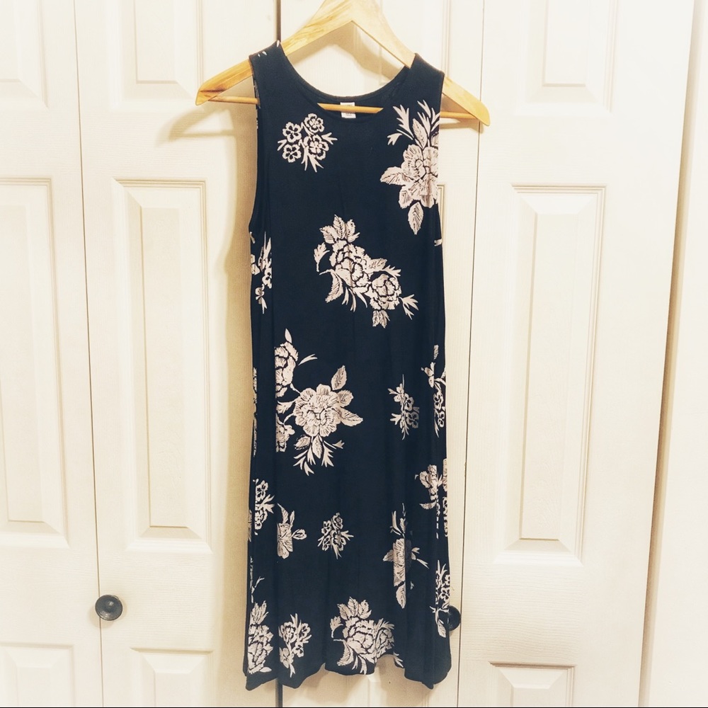 OLD NAVY black & white floral dress